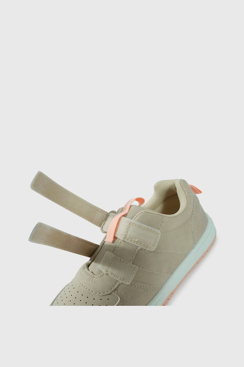 decc3173-8742-452e-bb71-ad42fcd475dc-57340274i25-6