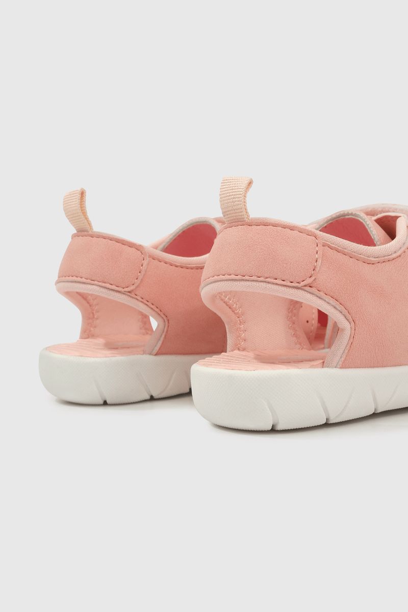 f25d4d69-ff2e-41d0-9d49-c6f1ba39ffca-43420235v25-5