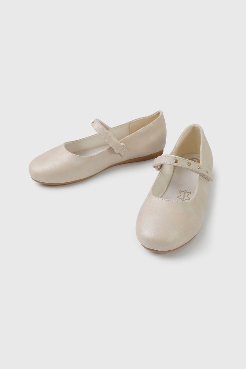 0c14c840-3914-4792-bf29-3d92271d9e9d-52000224i25-4