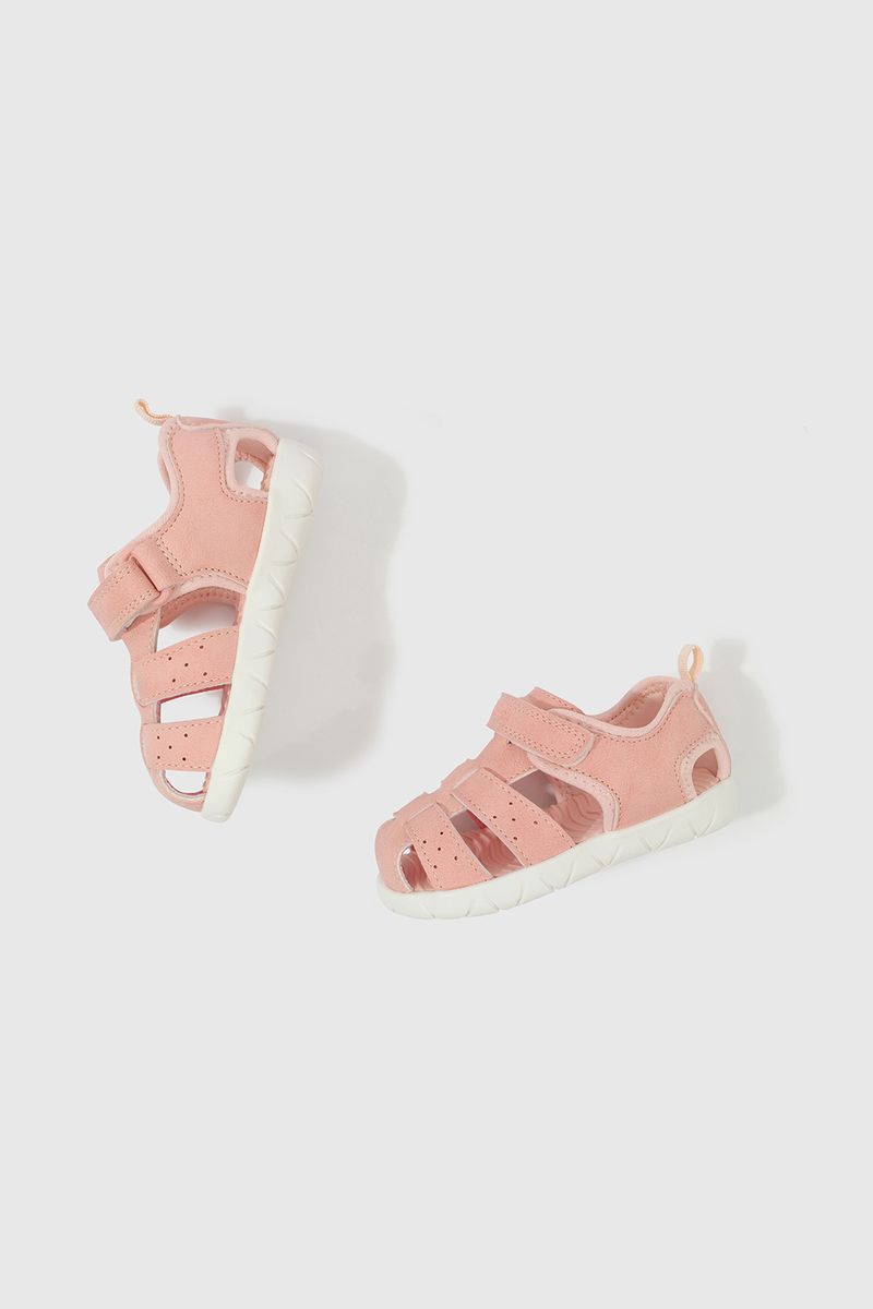 417d7b73-8b35-4b76-9e88-5c870cd9e989-33120235v25-4