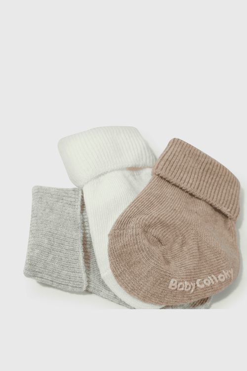 Medias Deportivas De Niño Colección Beige