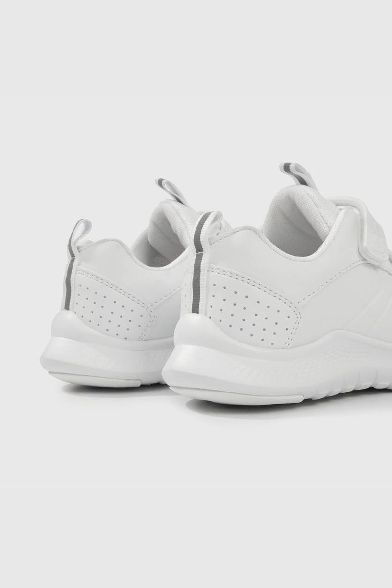 e3576042-845e-44ff-8816-e8b1a9f1b6e8-77070210i25-5