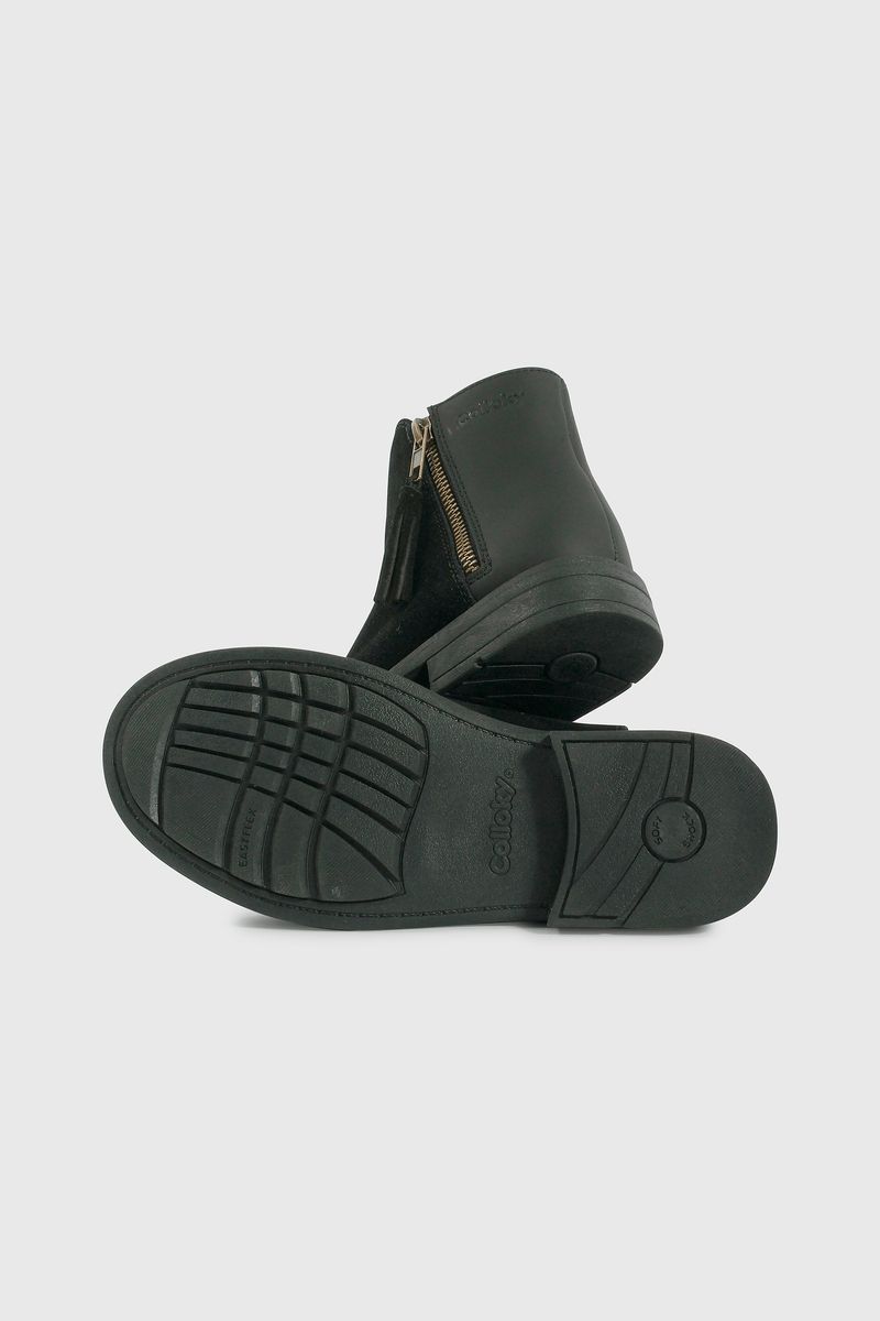 fd864b7e-a1ef-4ead-a894-067ba1616ec0-55300101i25-3