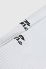 f0be405b-db0d-42cb-9e76-02f4907d92b4-c6peu410v26-3