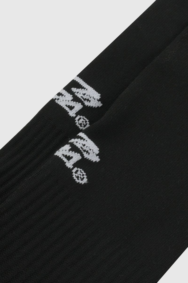 ecf72b44-2e0d-4d9a-9427-fc0152b6a329-c6peu301v26-3