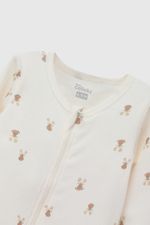 00e5e8a9-d94d-40bf-bdae-c866eea15485-dzpuu378v26-3