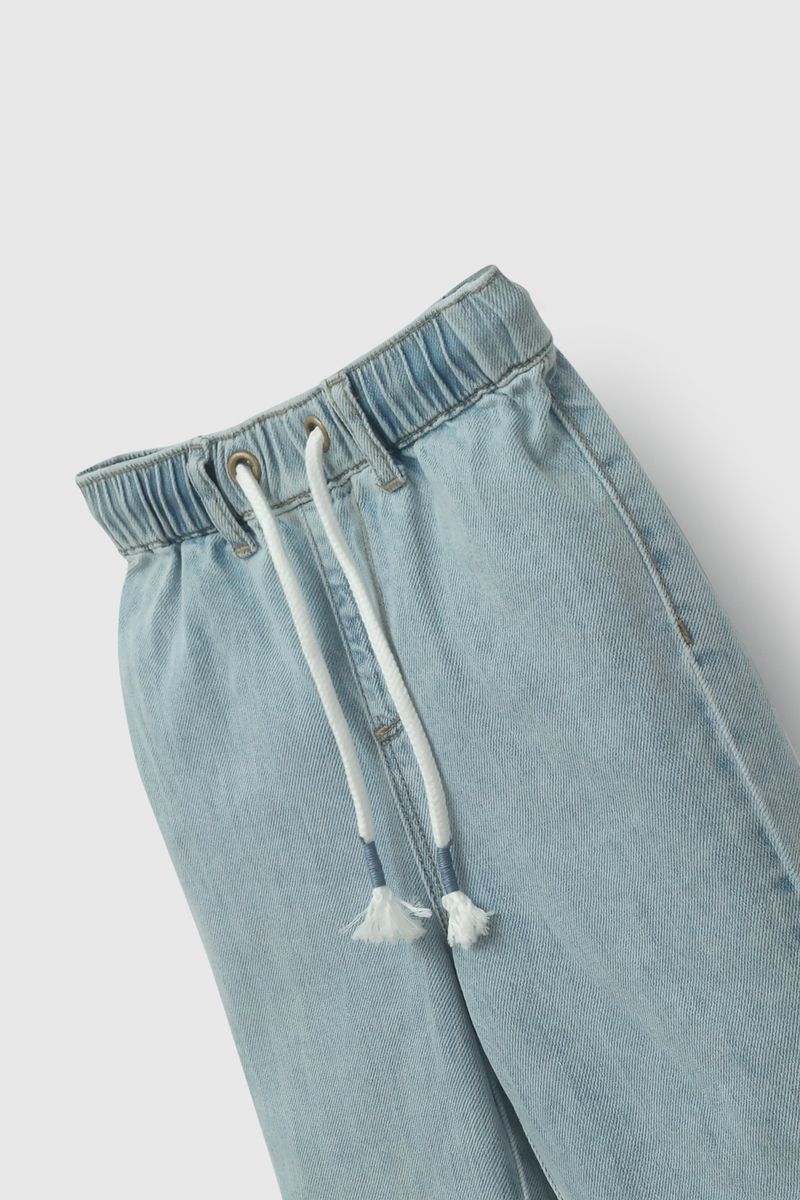 d296deb0-66d5-4a64-9313-4c2ad170bb25-jeme0940v26-3