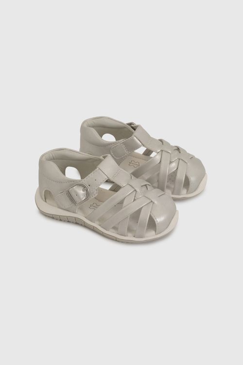 Sandalia Cangrejera Metalizada Plateada De Primeros Pasos