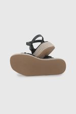 efe7a7e6-7d3f-48de-9466-cc05fae0fdcc-53380201v26-3