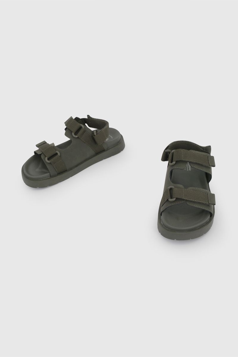 9380caf3-855d-439a-befc-200ef3aa79ec-53030270v26-4