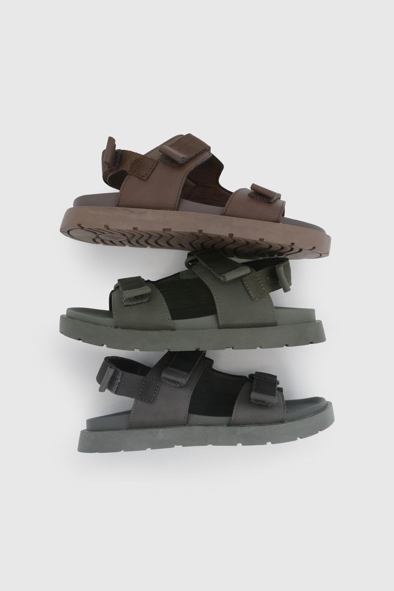 d2c47fb7-8b72-4517-916f-e8a553c73559-53030270v26-7