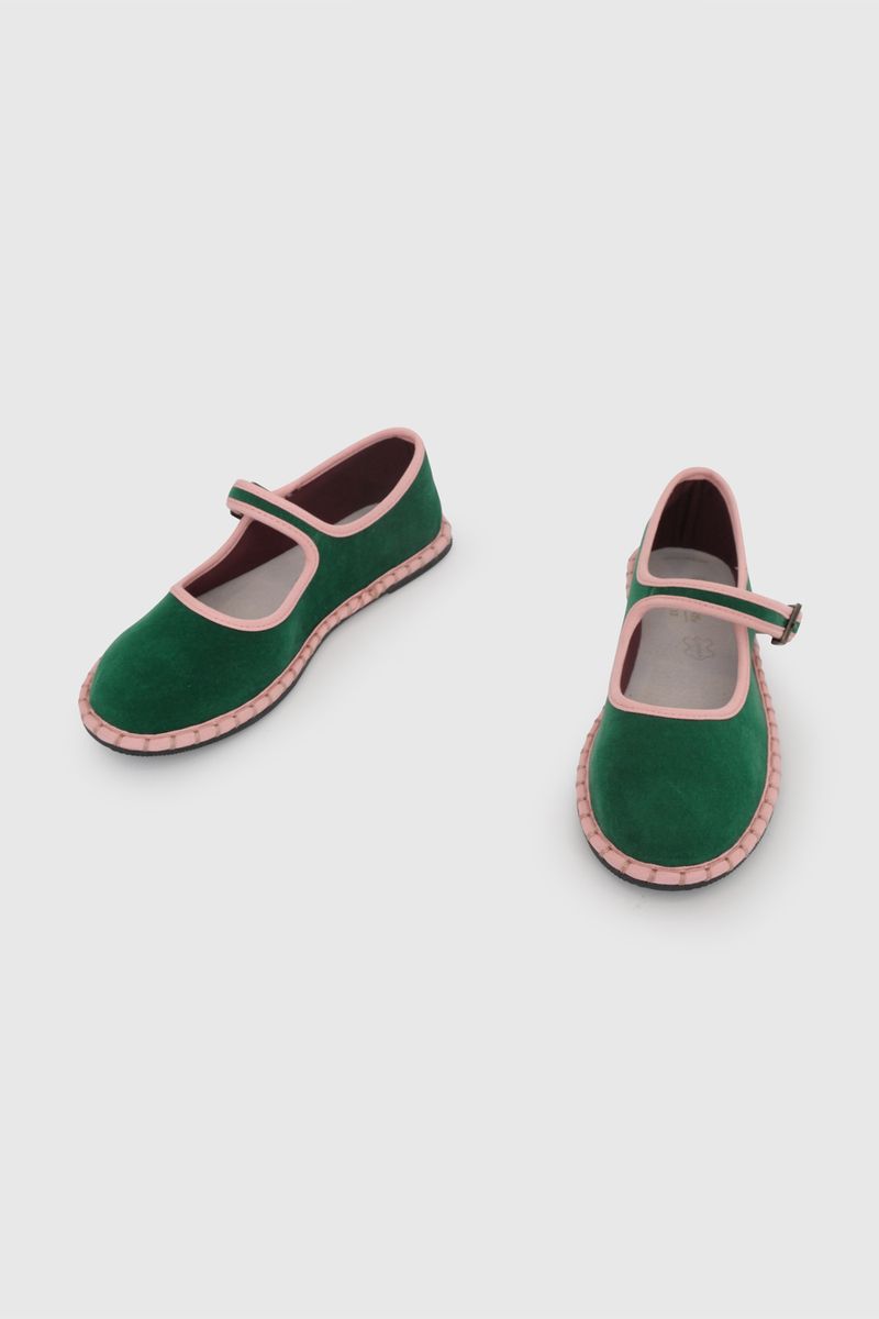 6b46d0c7-2a71-42f9-8241-b06e9d6029ec-52200370v26-4