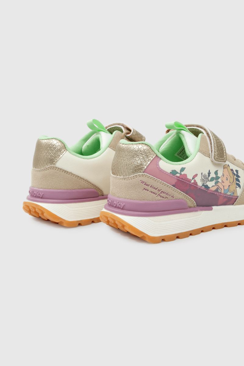 112d5d65-1cd0-4237-a28d-3ab72dd7f03a-57100266i24-5