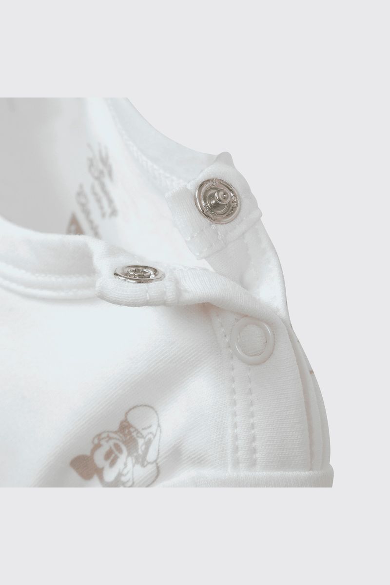 60aa9e00-4f9f-4105-aaae-2c8d8d4b576b-cmgau909i25-5