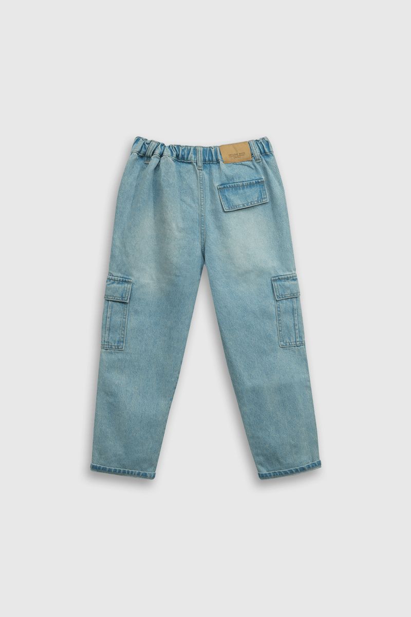 611db876-d227-48cb-86c0-5fd80e60917f-jeme1140v25-2