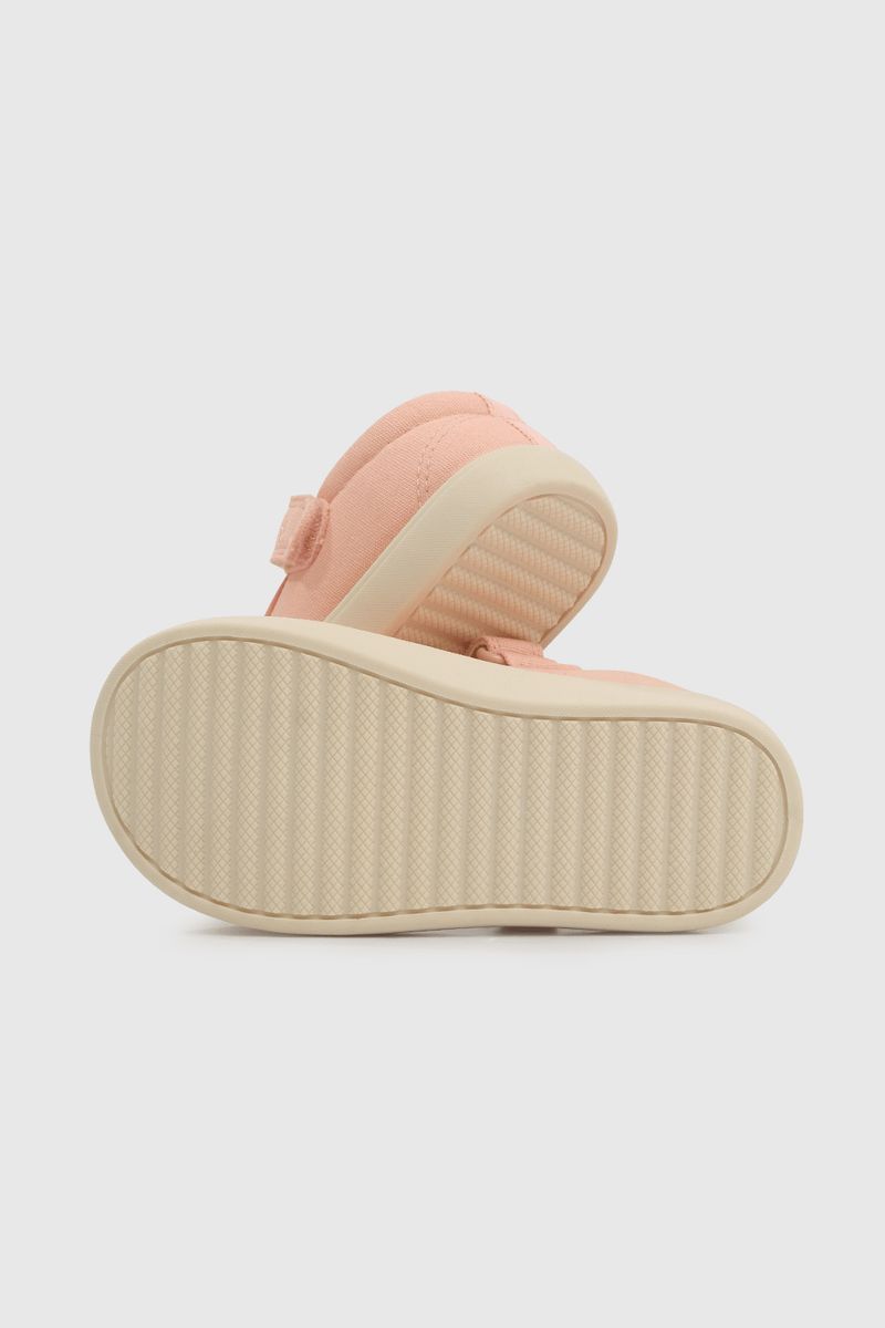 e35673f6-c5bd-4f48-a2a3-b97bae18572f-42200329v25-3