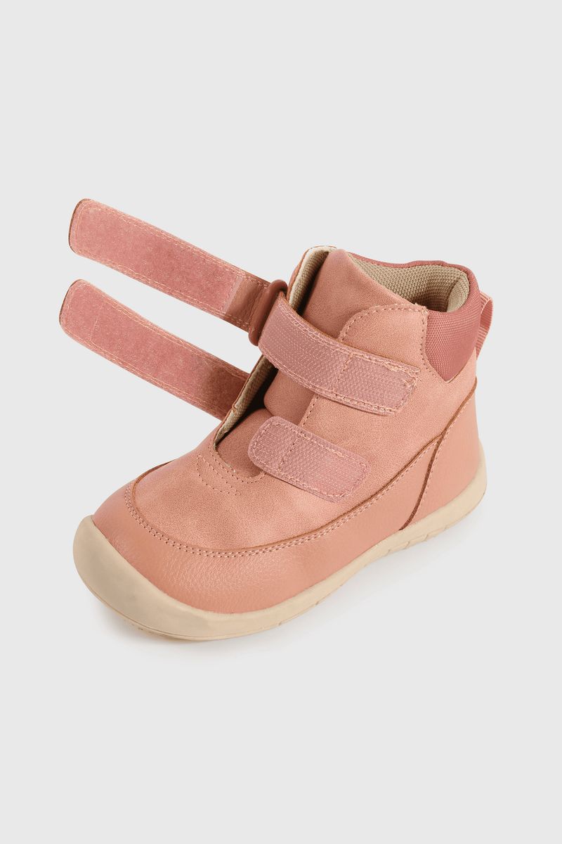 a1b9c383-ed2b-42c3-a4a1-2309793435d2-44100229i25-6