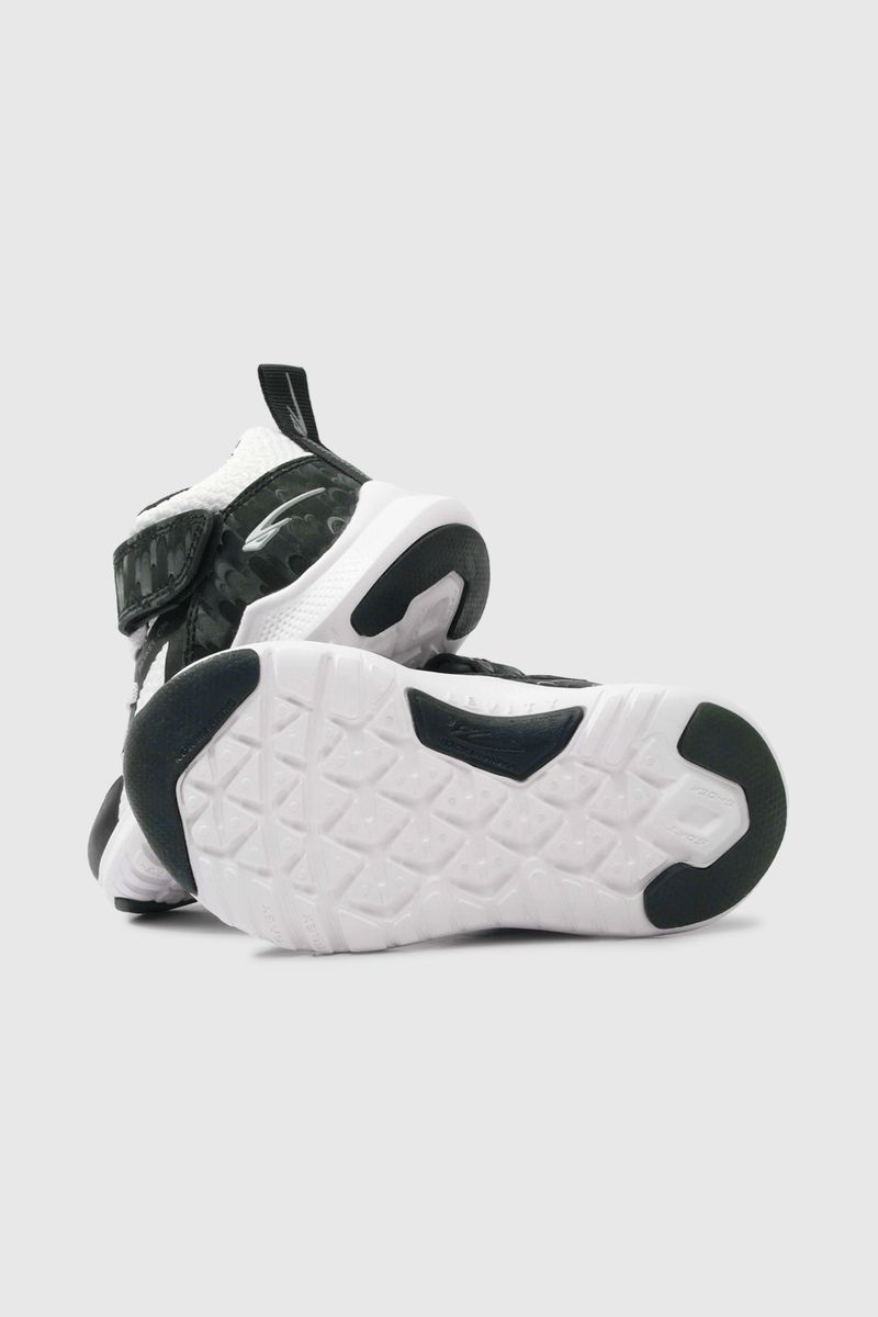 eb35e4c4-d272-4e21-81e9-3eb13175475a-48770310i24-3