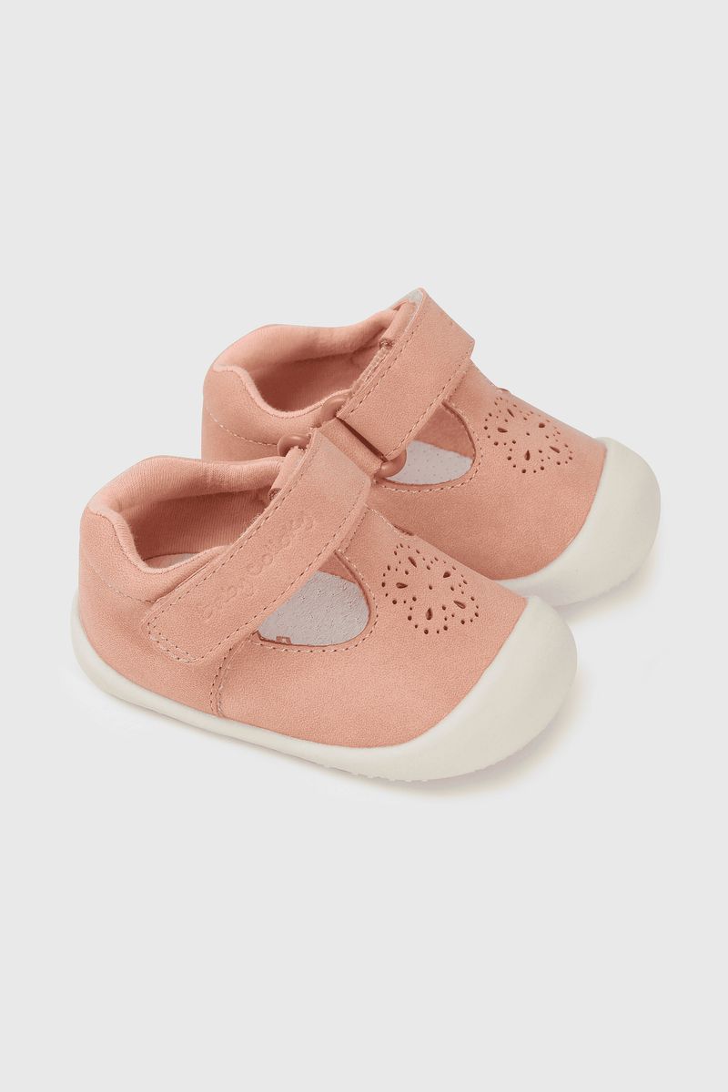 d3af57df-3b49-404b-9944-004f3f6d0c5f-22040229i25-1