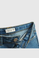 d2319674-9314-473d-a700-bbbd08a27903-jeme1240i24-3