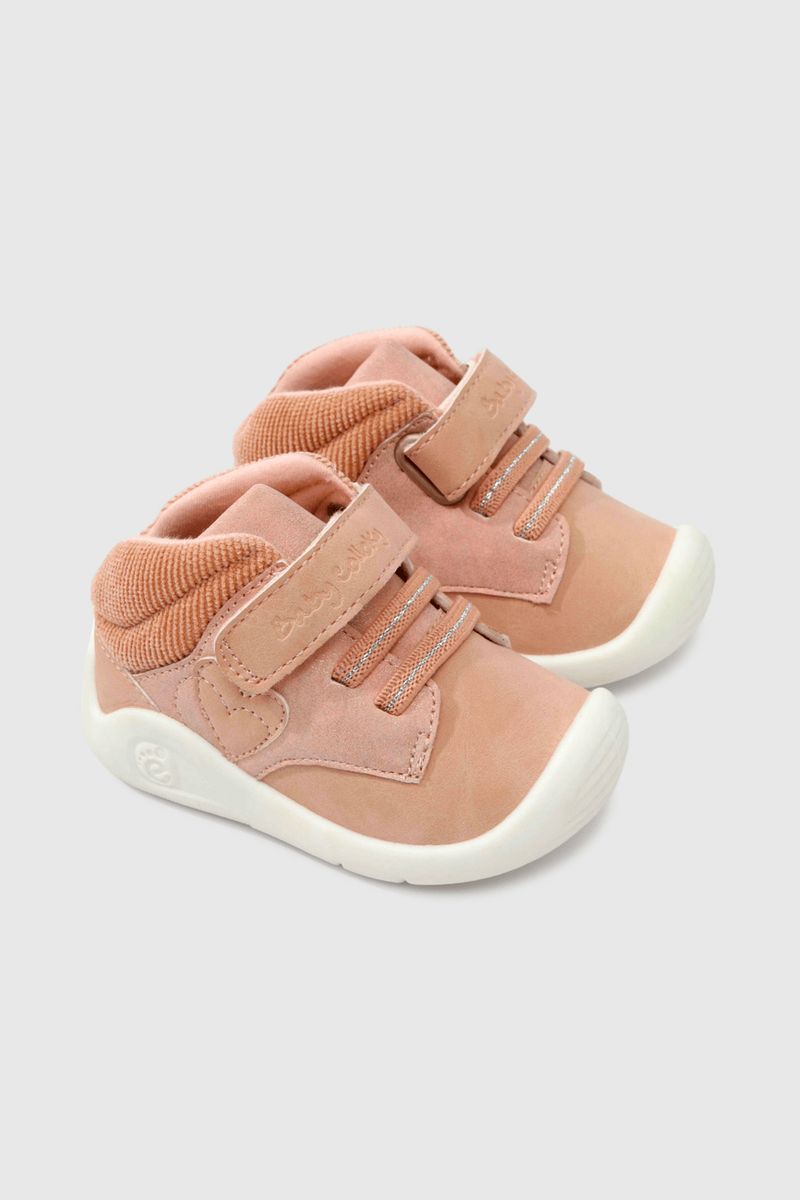 fbc9175c-58ee-4279-887d-59b5952d2605-24020230i24-1