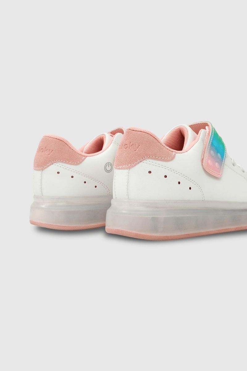 c3d6efb6-48f2-49e1-bb02-8f2d957c387f-57000210i24-5