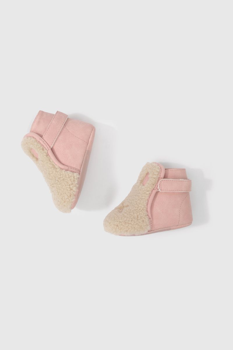 a2d976c5-d125-44a3-bab6-34b82d070738-15040230i24-4