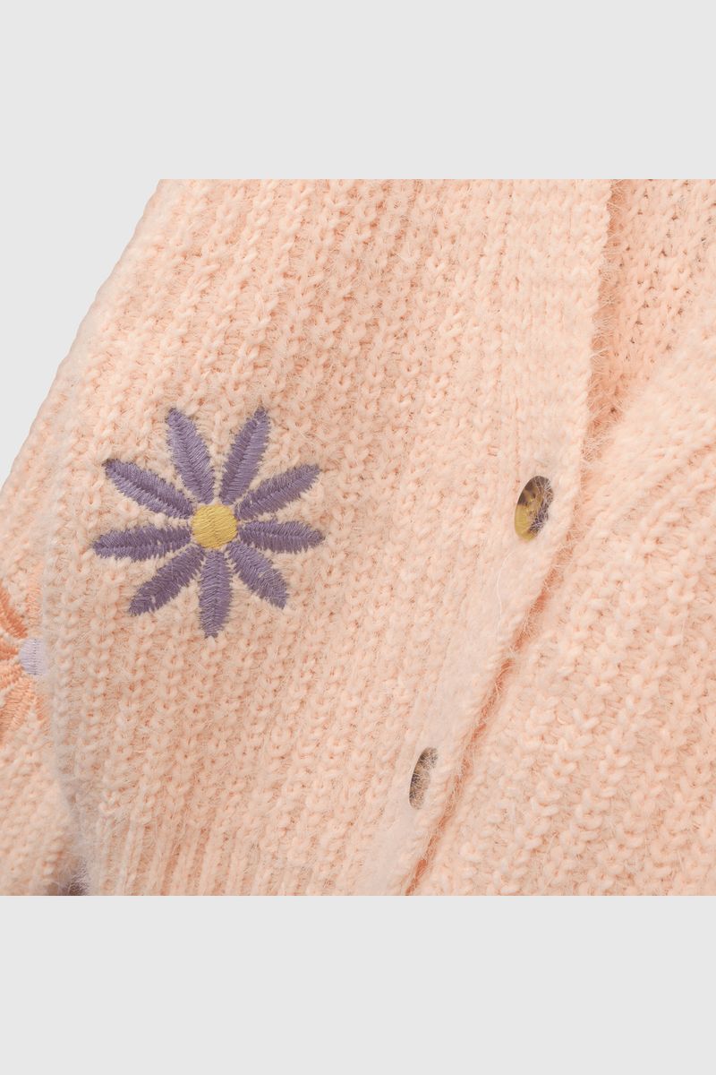 fc036093-7e2a-4110-932a-e15f5b41b8c0-chla0683i24-3