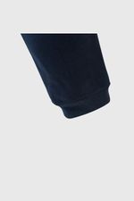 77d05bfe-b88d-4e66-878d-40727f6d03a6-ptpo0957i25-4