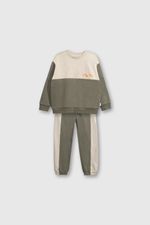 ebd2bf27-fe33-4b02-9771-5f8639ad5358-plpo1990v25-4