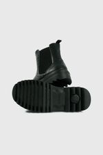 e3250904-8647-43fd-80cf-3e5842ebfe09-55240201i25-3