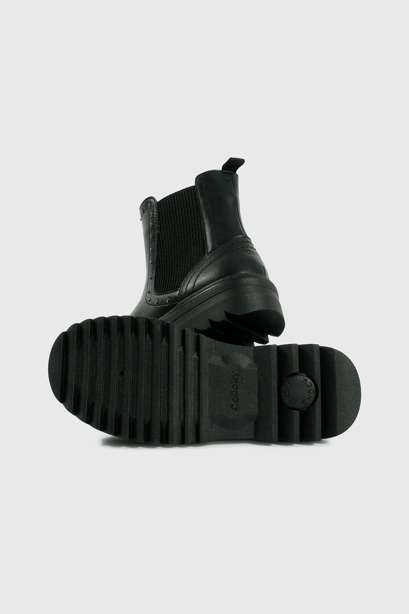 e3250904-8647-43fd-80cf-3e5842ebfe09-55240201i25-3