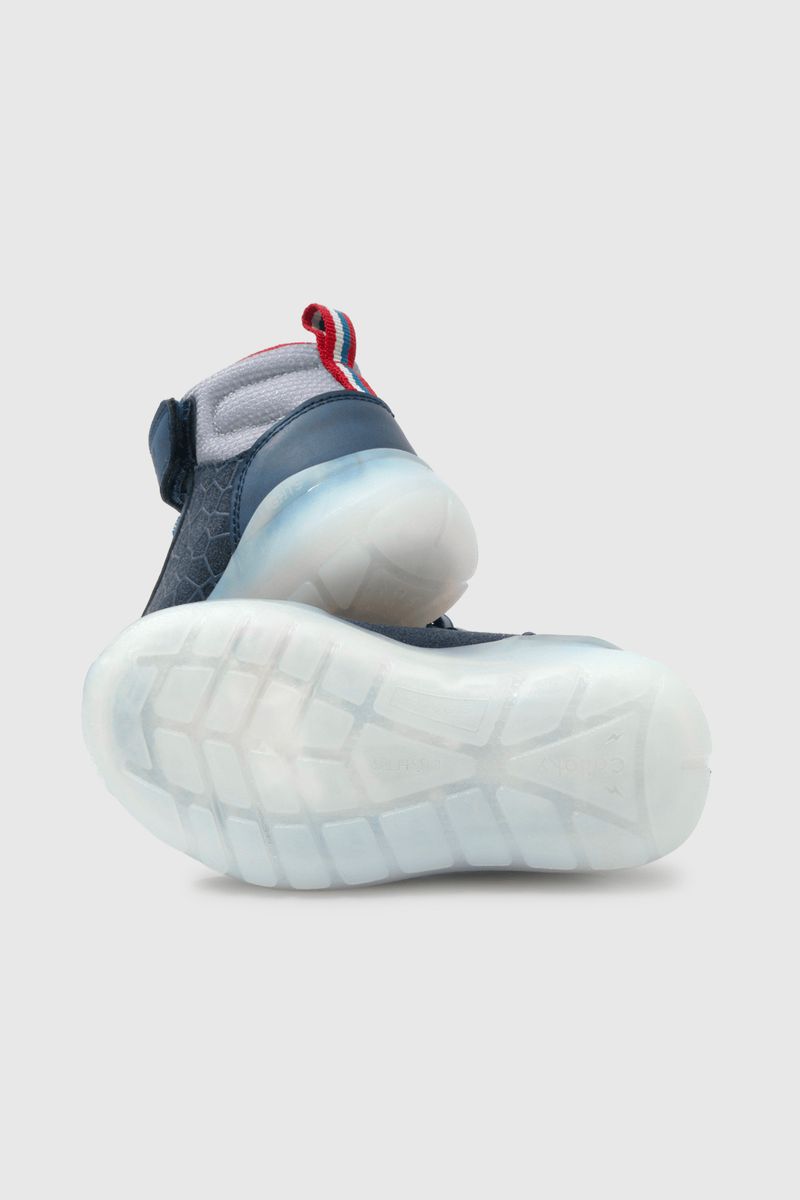 cbbd61a0-d951-4a27-aeff-09c1a538914b-47030250i24-3