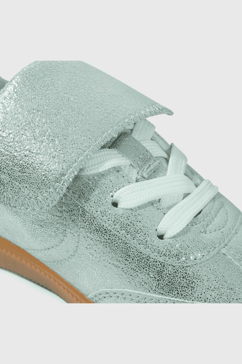 f4045606-7944-49f7-b248-1ffeab2d997e-57120208i25-7