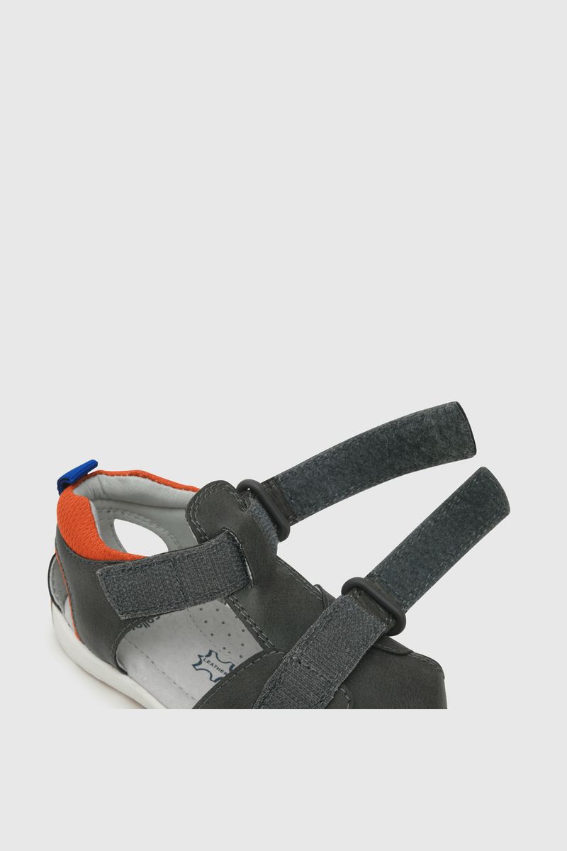 c89553ce-f41d-40ca-bddc-aaabbd5a1329-33030211v24-5