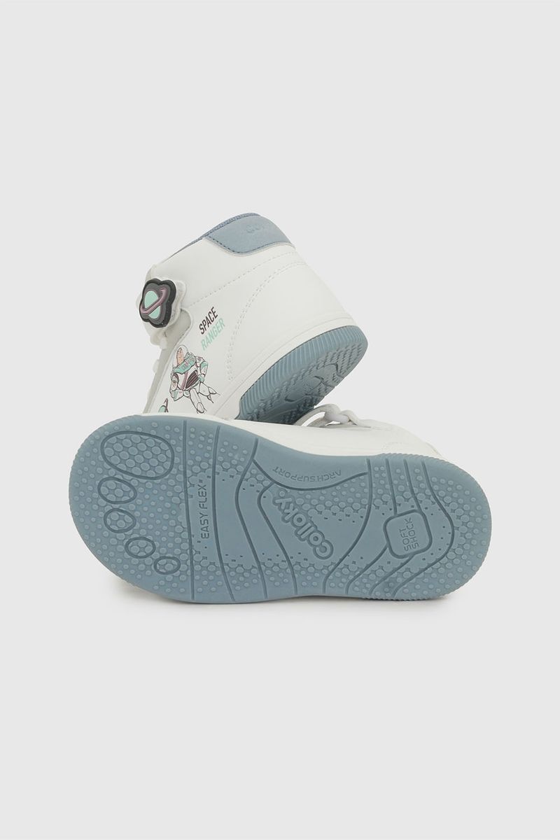 ba0643b6-45e3-419b-802d-4be1b380df11-47870210i26-3