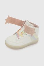 cf6f0ffc-93df-424f-a9dd-203290fa8882-47040210i26-6