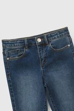 84bb852e-9956-4cb8-93f6-92c3e46e8c64-jeme0451i26-4