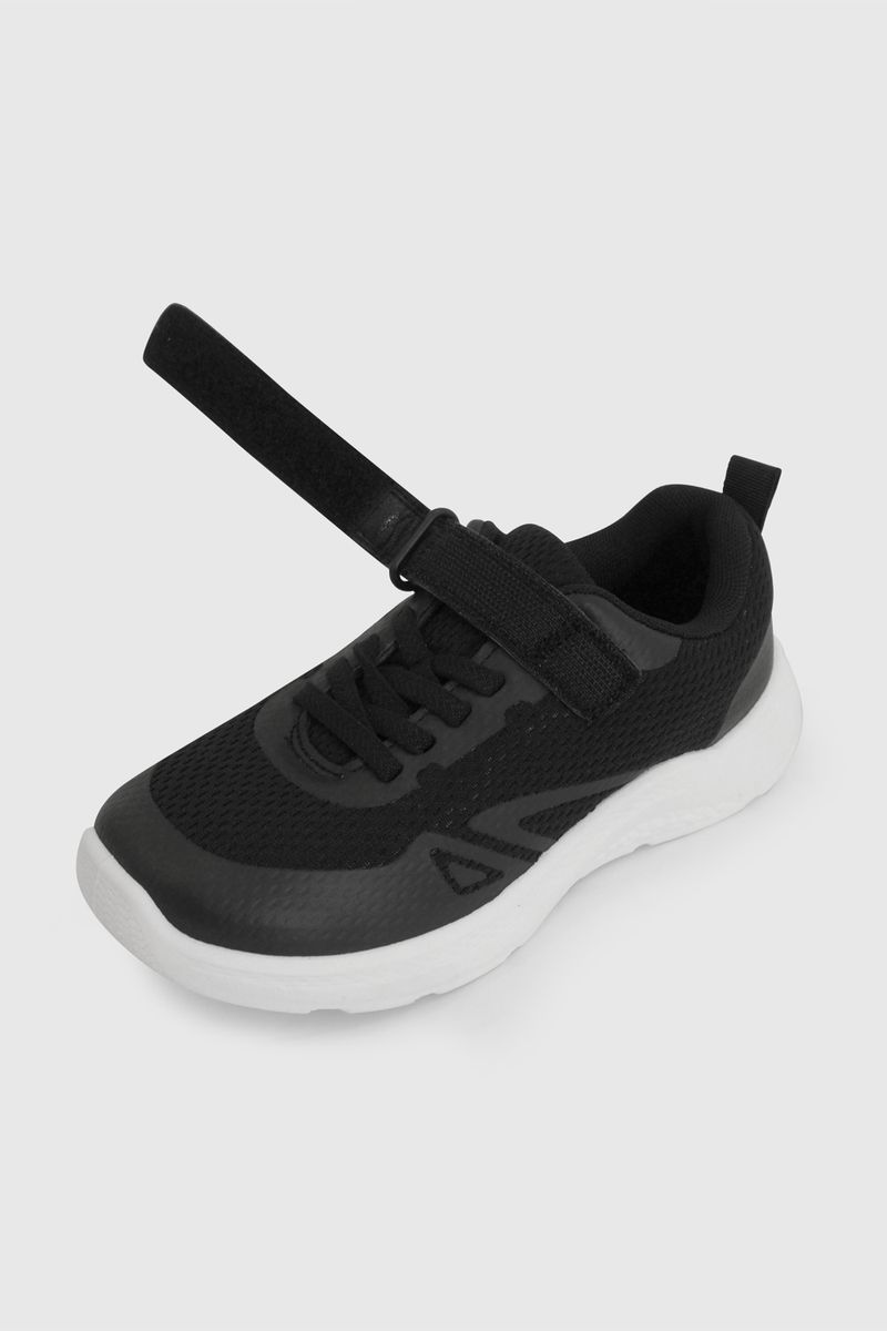 fe2bd3a4-105b-4c03-86e1-985c424c0717-58810301i26-6