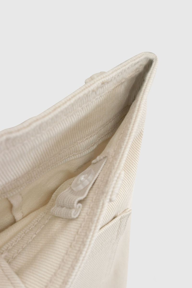 fc2fe741-aab4-452e-9cc9-8f1b678966db-ptgb0277i26-4