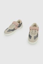 fee9b467-a59e-4e3a-8272-e77bd89a1d46-57160266i26-4