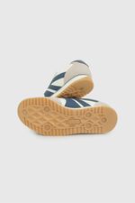 7b3c9df7-3051-4fd7-8eca-23970e3d2a04-57090210i26-10