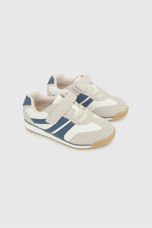 Zapatilla Lifestyle Blanca de Niño en Tela Sintética con Velcro y Cordón Elástico