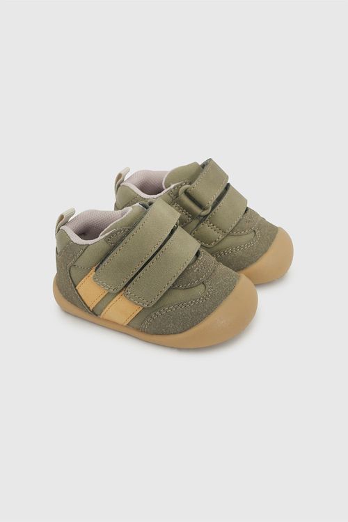 Zapatilla Gateador Verde de Niño con Velcro y Suela TR