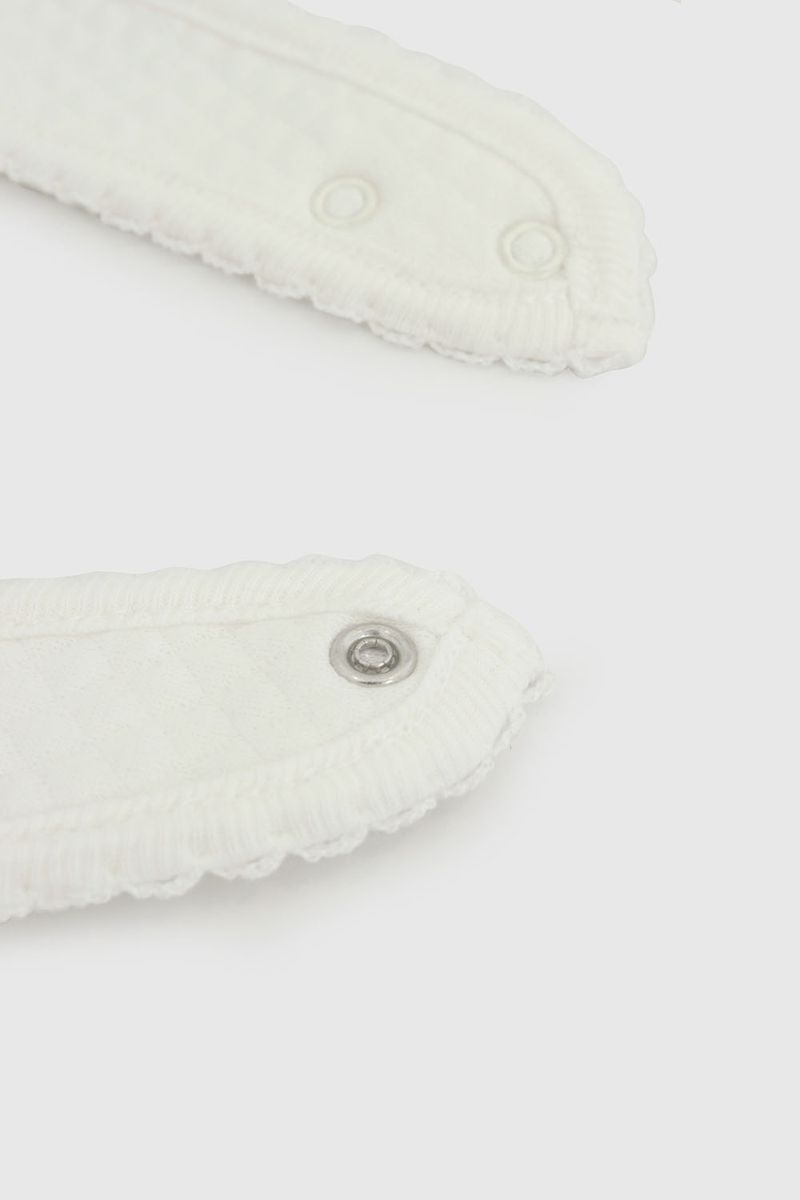 01cc6079-23cb-4b16-8cc6-164bb34a85ce-baadu209i26-3