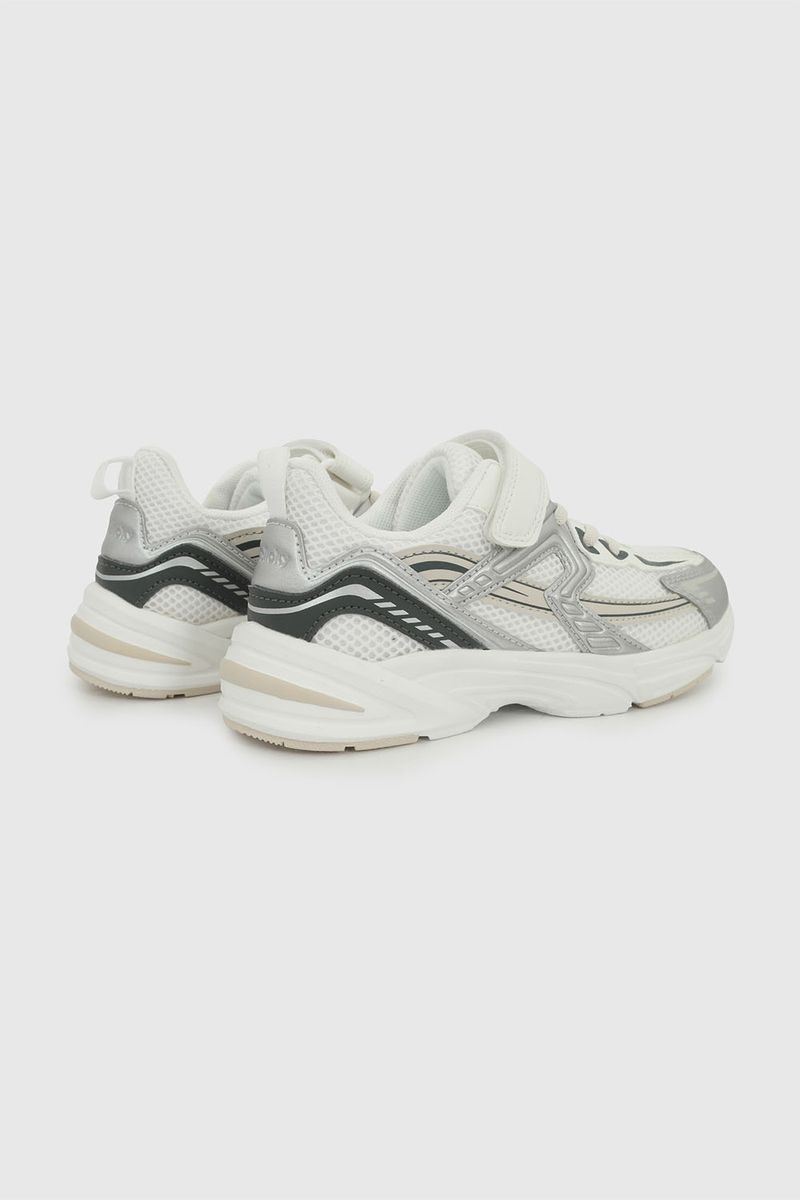 fbdae29f-2dac-45b4-80e5-41800365ead2-57130209i26-5