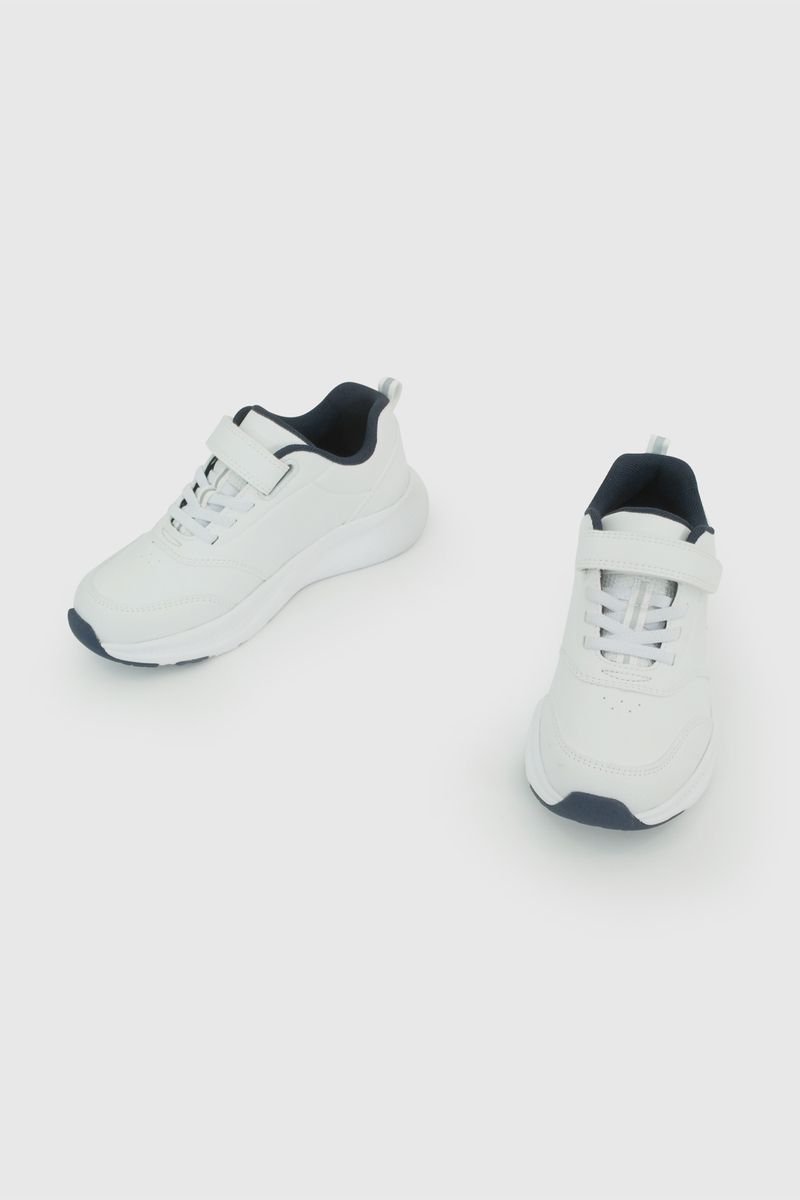 6e7fe226-8009-44b5-9f51-5de3f37a036b-77050250i26-4