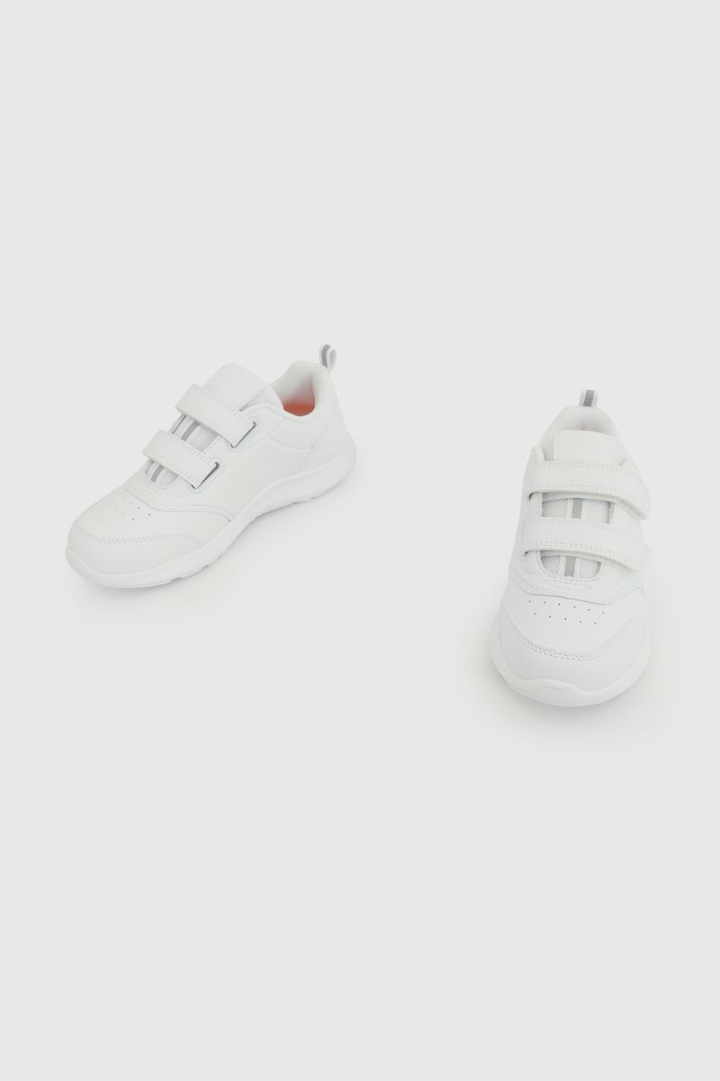 d3415799-8539-41cc-8a28-ac451feb84b9-77070210i26-4