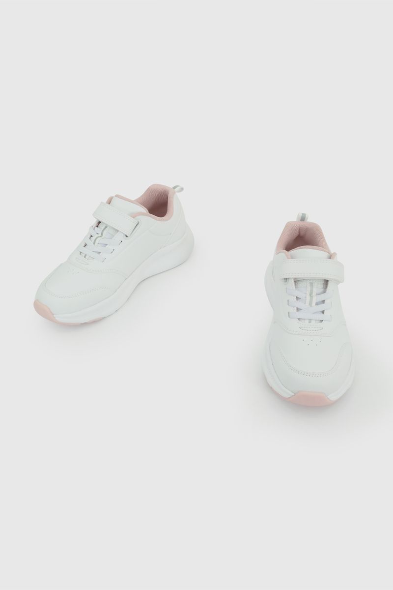 bfe09a62-1c30-4d98-840f-d43dad16a65d-77050230i26-4