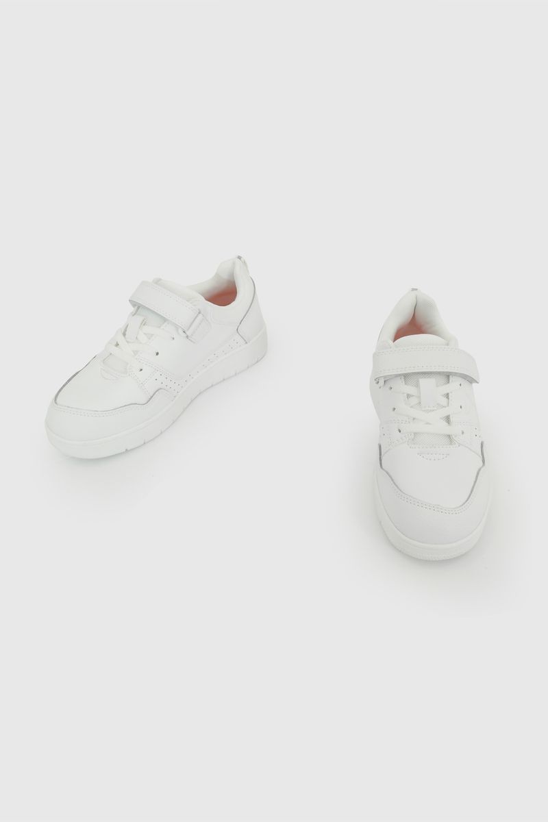 b605a0ff-2824-4064-99fa-32b5c325d524-77290210i26-4